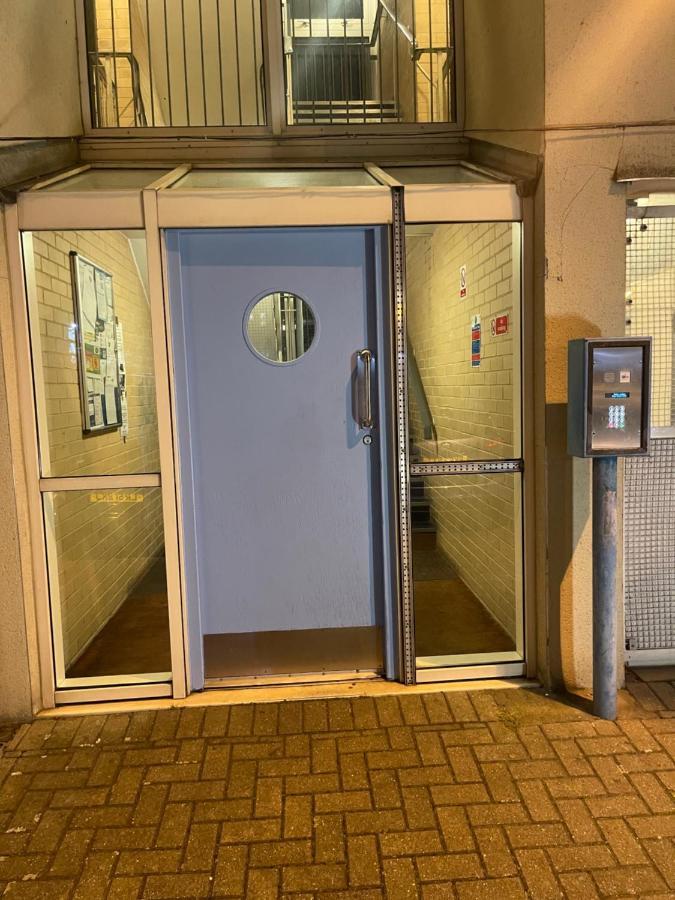 Wembley Serviced Apartment, 20Mins From Central ロンドン エクステリア 写真